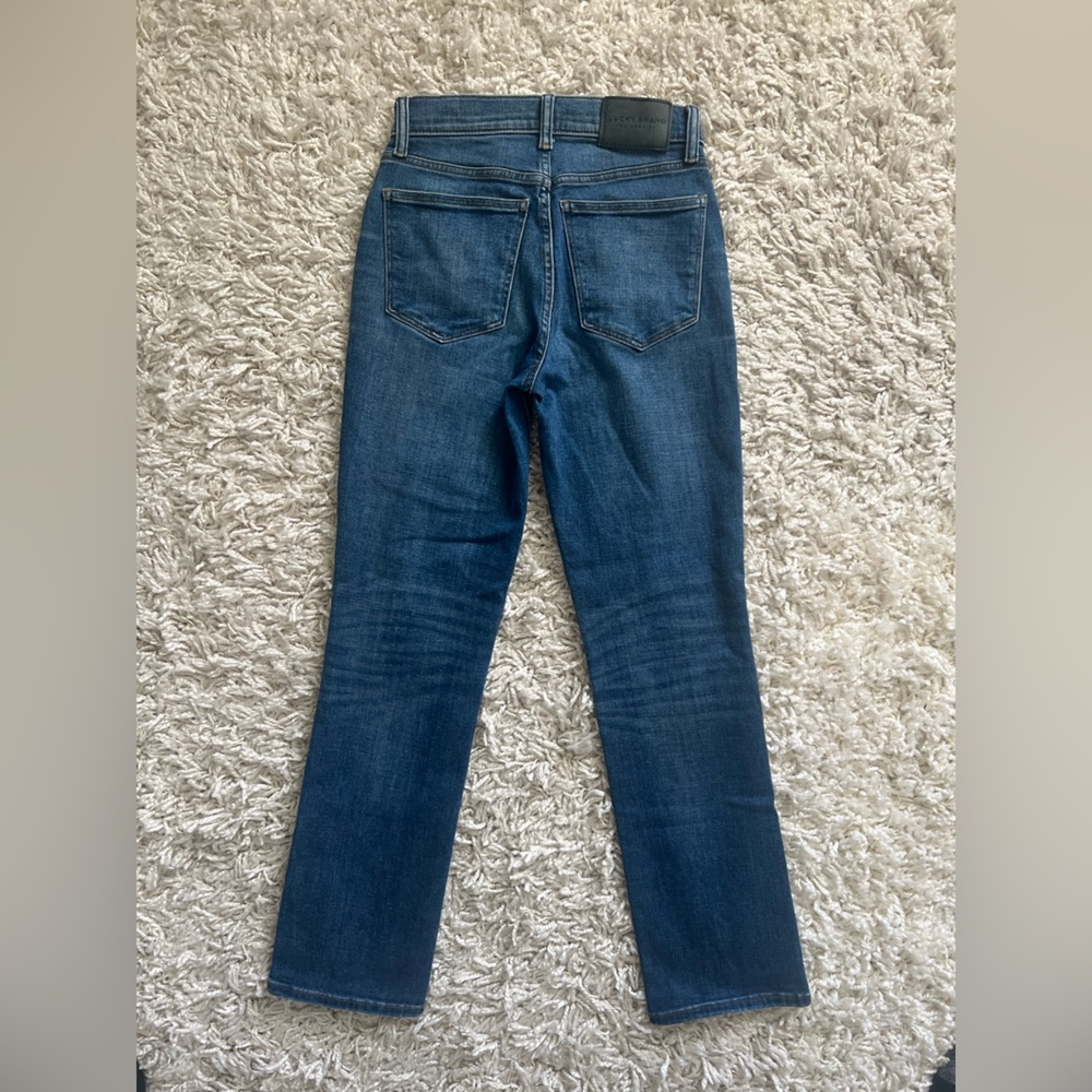 Like New Lucky brand high rise straight Zoe jeans 2/26 full length - Picture 2 of 8